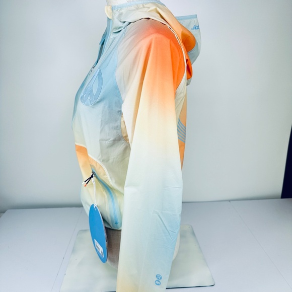 NWT Lululemon x Madhappy Packable Run Jacket Multicolored Womens Size 0 - Picture 3 of 15